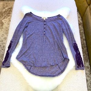 Urban Outfitters Painted threads top c